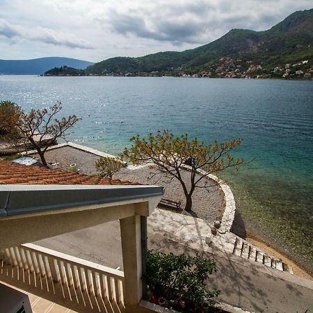 Apartmani Vesna Tivat Eksteriør billede