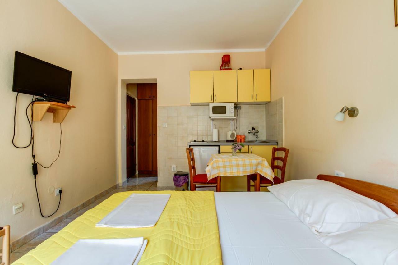Apartmani Vesna Tivat Eksteriør billede